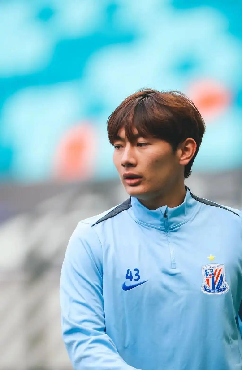 上海申花发布备战花絮；赛后完成体检；欧超杯任务艰巨；更衣室氛围转暖(上海贝岭未来估值)