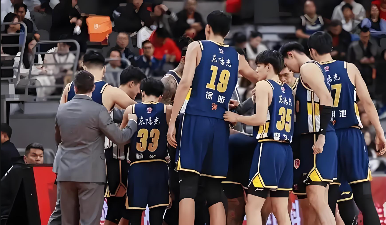 CBA季后赛赛程吃紧,费城76人今晨绝杀压哨,媒体盛赞,阵容厚度经受考验的简单介绍 CBA季后赛赛程吃紧,费城76人今晨绝杀压哨,媒体盛赞,阵容厚度经受考验的简单介绍