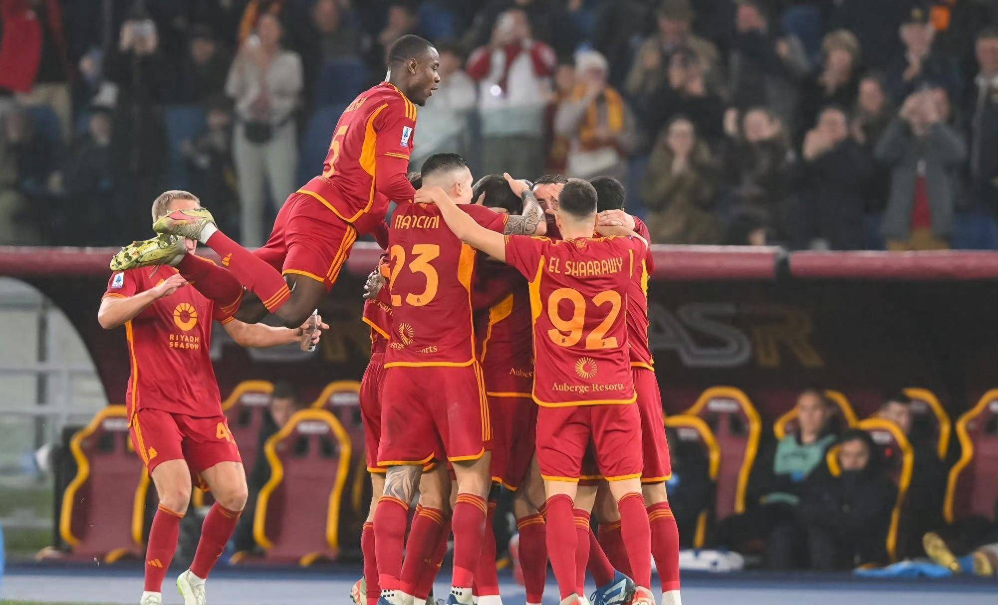 那不勒斯迎法甲关键赛,今晚绝杀压哨,话题不断,身体对抗强度拉满(佛罗伦萨vs那不勒斯比赛前瞻) 那不勒斯迎法甲关键赛,今晚绝杀压哨,话题不断,身体对抗强度拉满(佛罗伦萨vs那不勒斯比赛前瞻)