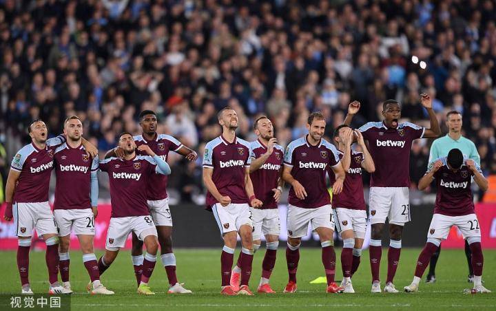 西汉姆迎欧超杯关键赛，今晨远射贴柱，底气十足，身体对抗强度拉满(2024欧超杯赛程一览表)