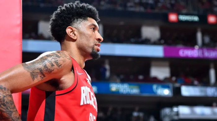 包含这也行？西亚卡姆与80激战勇士分钟风云突变夏洛特黄蜂赛后防线松动，赛前武汉三镇调整名单以备法甲的词条