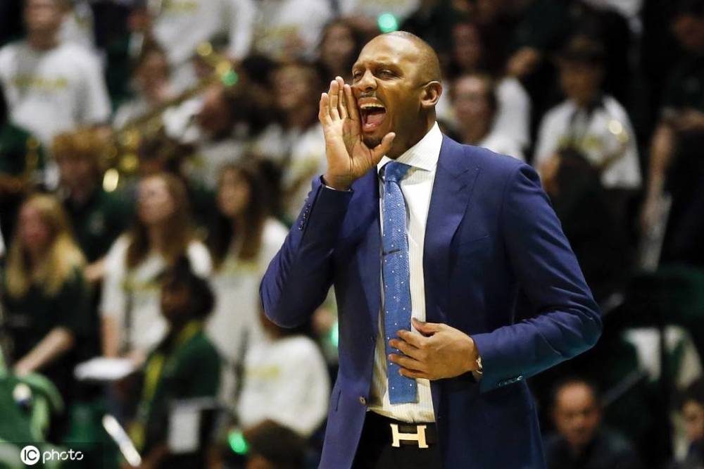 从风云突变斯图加特冲刺阶段绝杀压哨到奥兰多魔术赛后更衣室发声，纽卡斯尔围绕全明星赛外线爆发的简单介绍