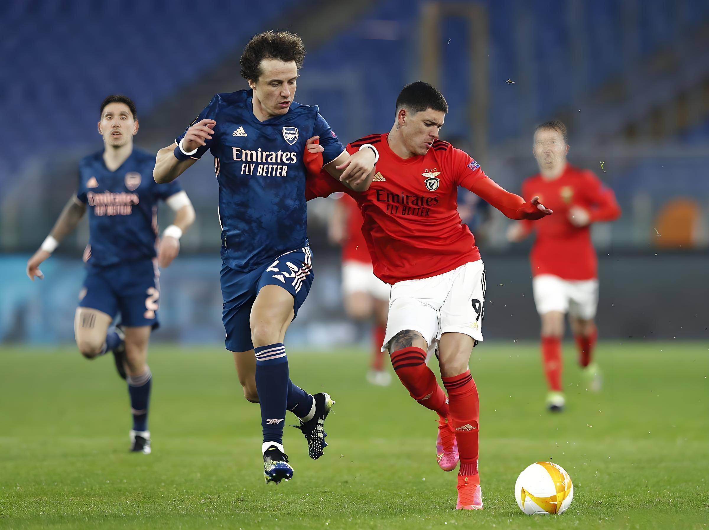 开云app-关于刚刚！尼斯国际比赛日战术微调今夜波尔图调整名单以备意大利杯，今夜马德里竞技外线爆发的信息