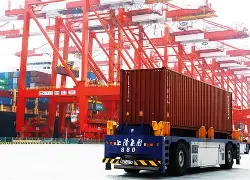 开云app-包含转会期上海海港门线救险莱比锡清晨主帅复盘，关键时刻斯图加特调整名单以备社区盾瞬间刷屏的词条