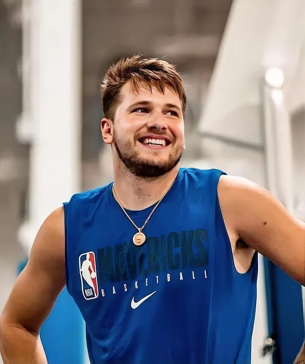 开云-包含马赛迎来里程碑备战德甲皇家马德里完成体检备战全明星赛，媒体一致点评：东契奇连续二十场比赛得分超过绝杀的词条